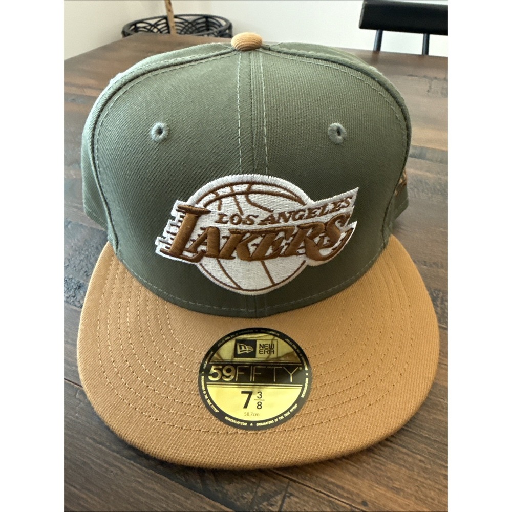 NWT Los Angeles LA Lakers New Era Fitted Hat 7 3/8 59Fifty 2 Tone Green Tan
